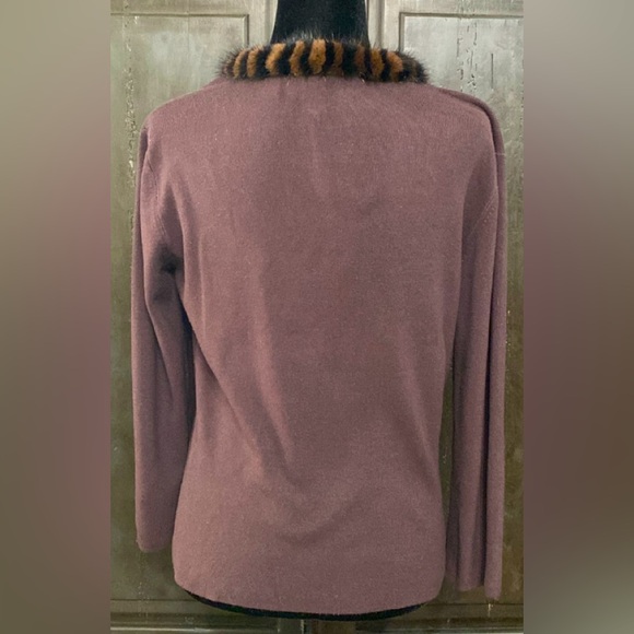 Michelle Nicole long sleeve Brown Sweater with fur collar - Size Medium - Picture 3 of 11